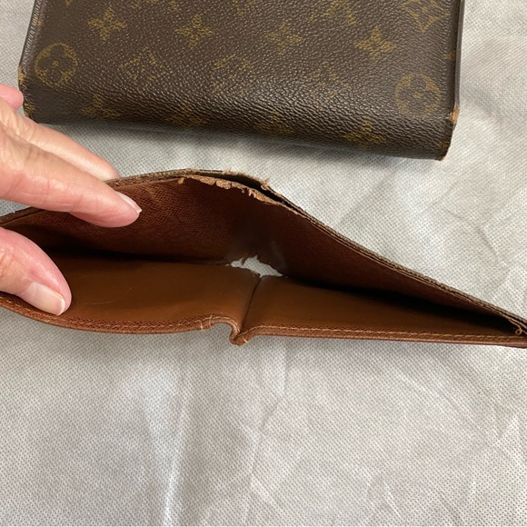 🌸LV Bundle🌸Authentic🌸His/Hers Wallet🌸 - Picture 15 of 16
